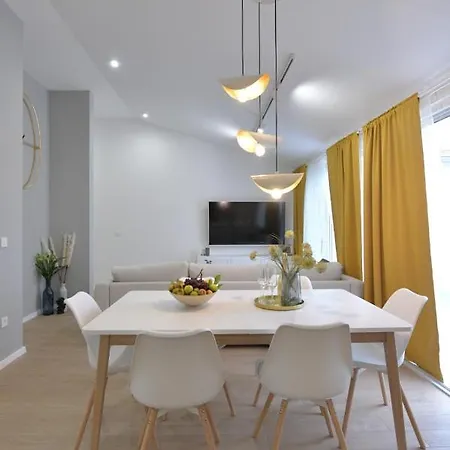 Residence Family Plazina - Place 1 & 2 Petrcane Exterior photo